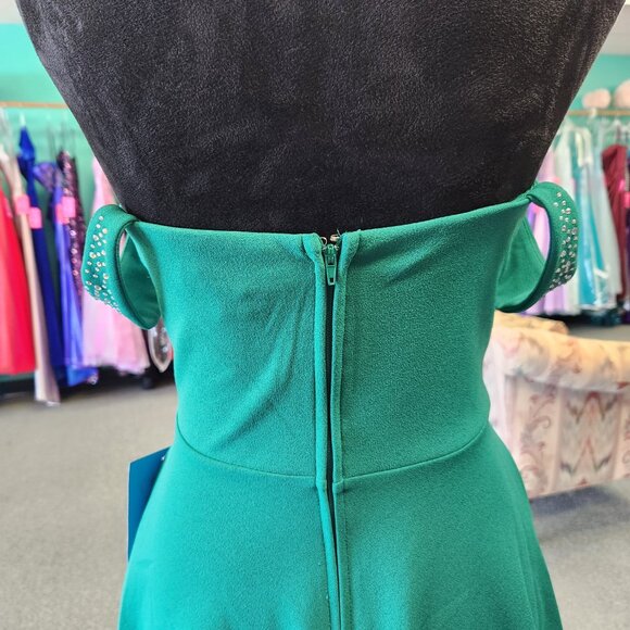 Netty D2172 Size 12 (XL) Emerald Green Jersey Knit Short Dress/Homecoming - Picture 5 of 5